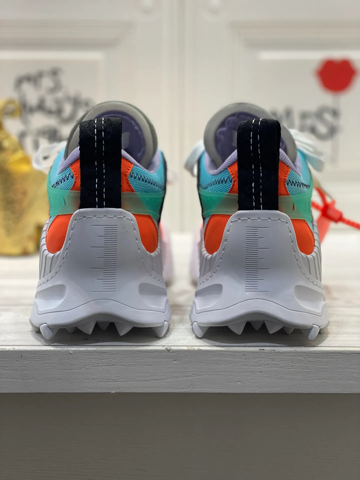 Men's Men's Shoes💰480🌼【New Style】High-end Boutique-🤷‍♂🤷‍♂OFF-WHITE x Air Jordan 】1 The joint shoe has been highly concerned by everyone since its design. The new shoe is shown in the popular Chicago bull white and yellow LOGO color scheme. The shoe body is made of cowhide, cow suede, and other materials. In addition to the X hidden on the inside of the leather, the oversized Swoosh, OFF-WHITE for Nike, Air Jordan 1 birth information and AIR are displayed on both sides of the shoe. The iconic details of OFF-WHITE can be seen on the sole and insole. You can choose a pair if you like the style. Code: 39-44 (45 can be customized